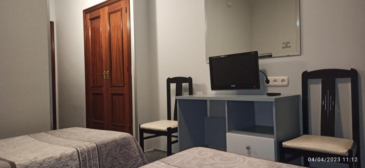 Hostal San Antonio Iscar ภายนอก รูปภาพ